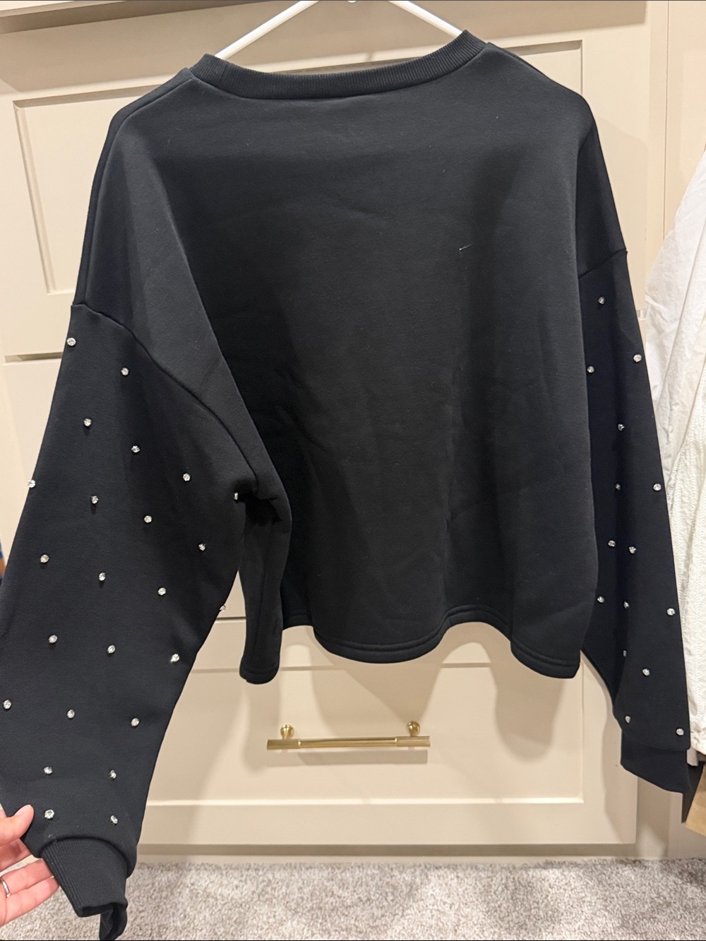 Zara Black Cropped Sweatshirt with Pearl Sleeve Embellishments - Picture 4 of 4